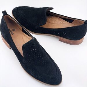 Susina Suede Loafer - Black. Size 9